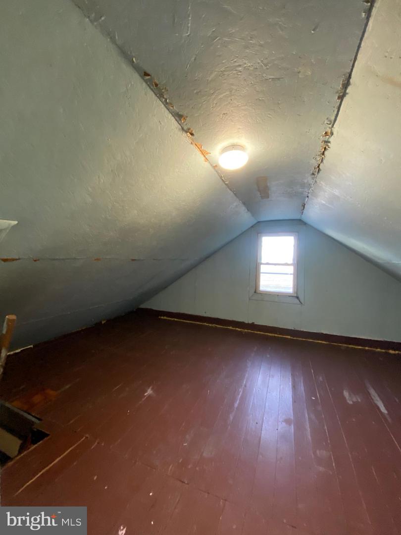 1337 Townsend St Property Photo 15