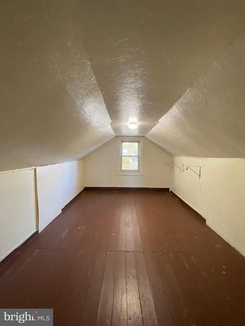 1337 Townsend St Property Photo 16