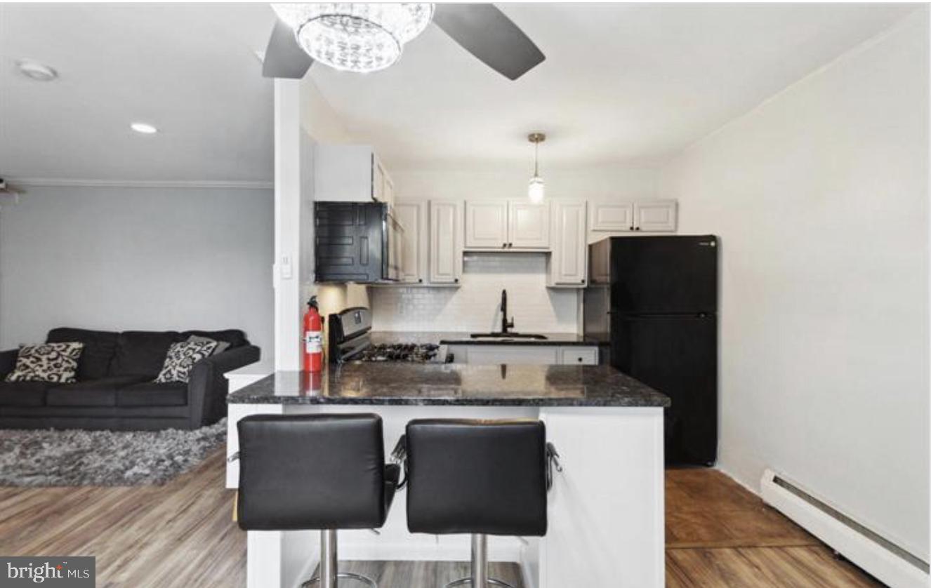 100 E Glenolden Ave #r9 Property Photo 10
