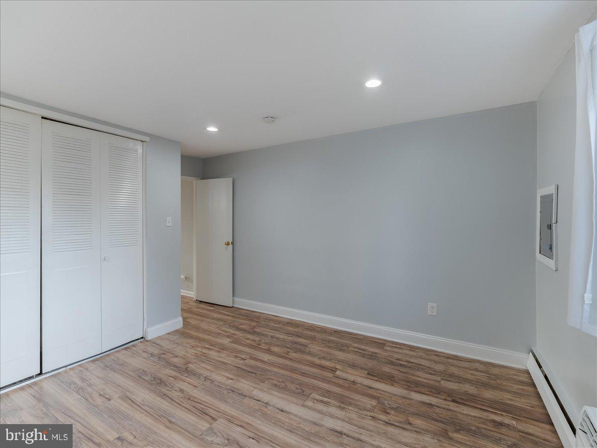 100 E Glenolden Ave #r9 Property Photo 15
