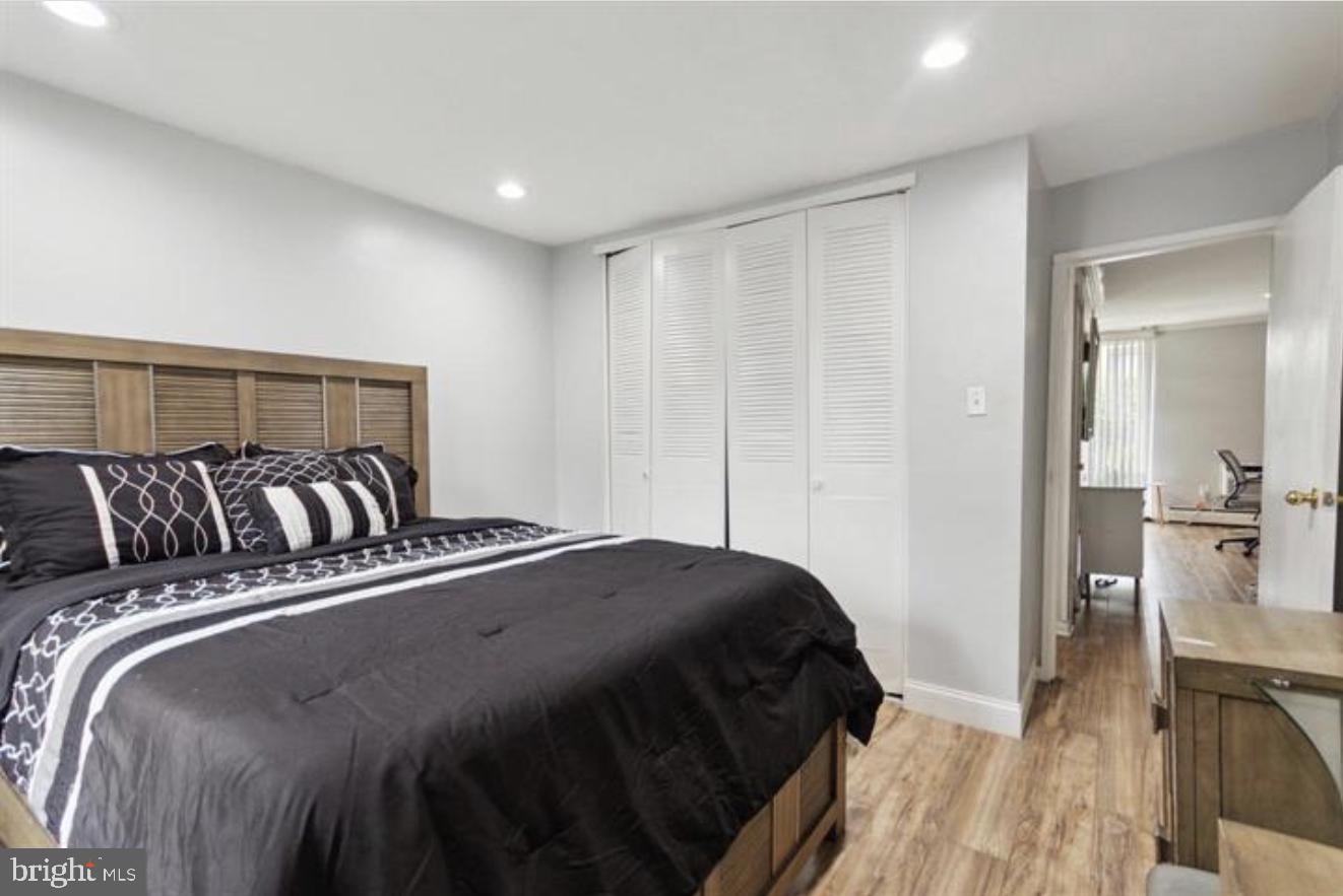 100 E Glenolden Ave #r9 Property Photo 19