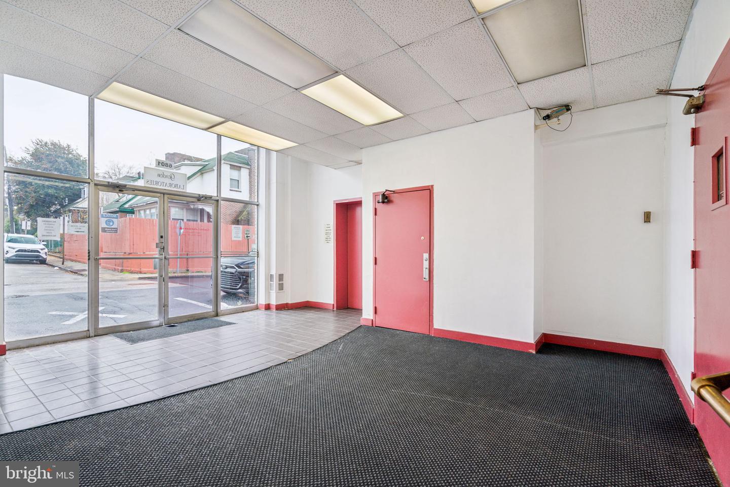 6801-6823 Ludlow St Property Photo 4