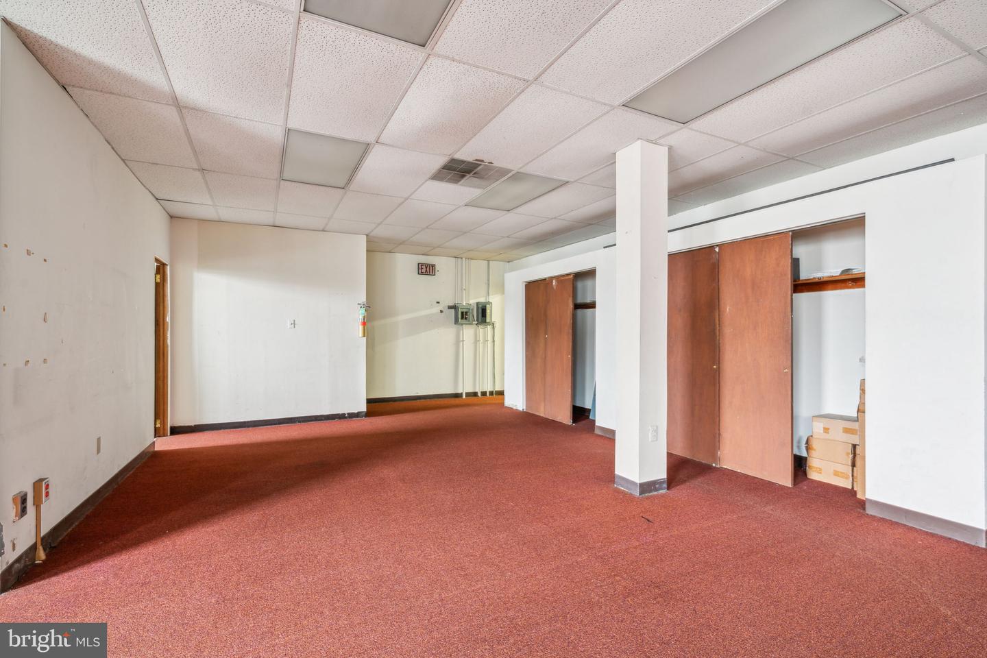6801-6823 Ludlow St Property Photo 49