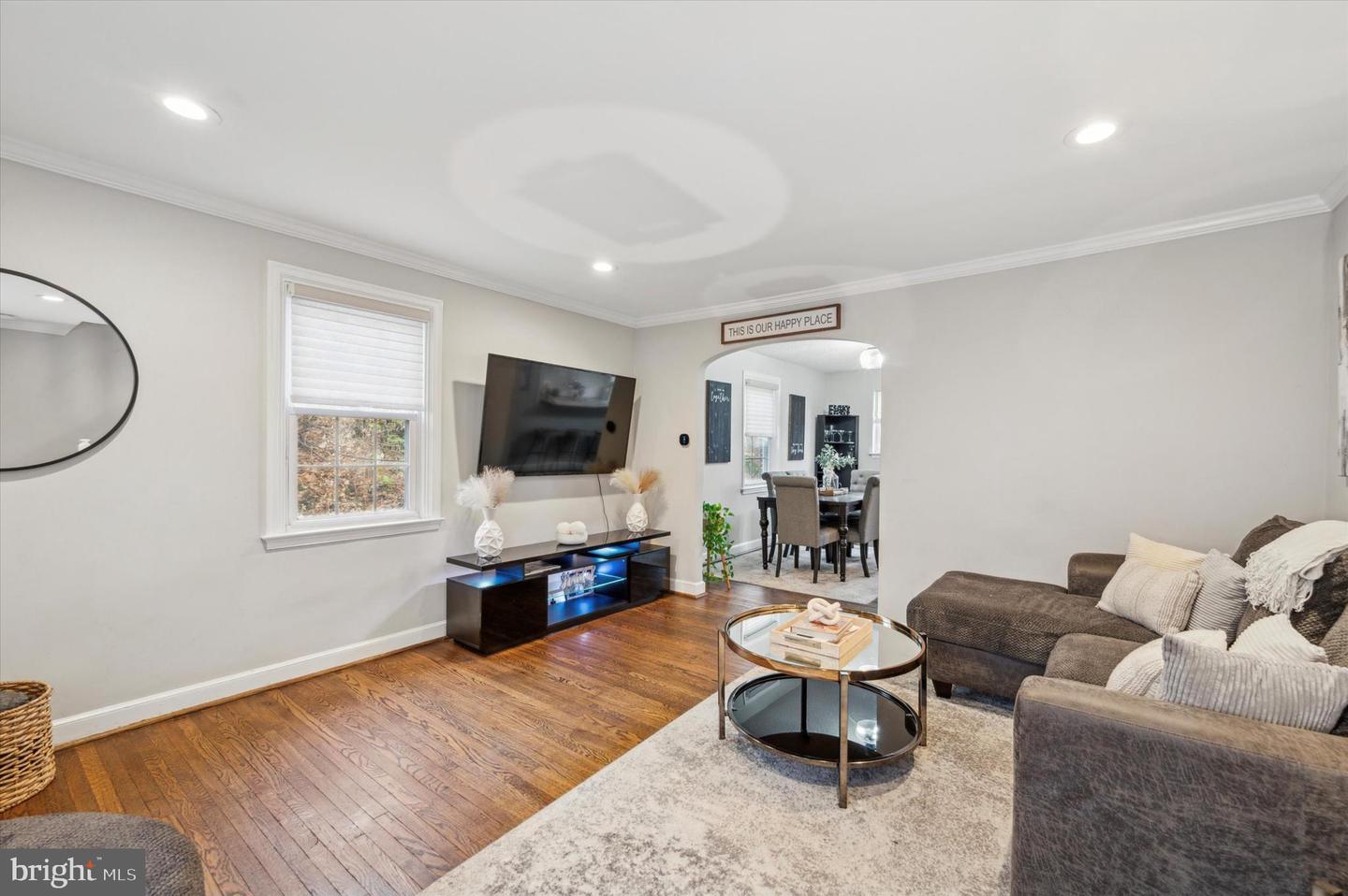 1235 Cobbs St Property Photo 4