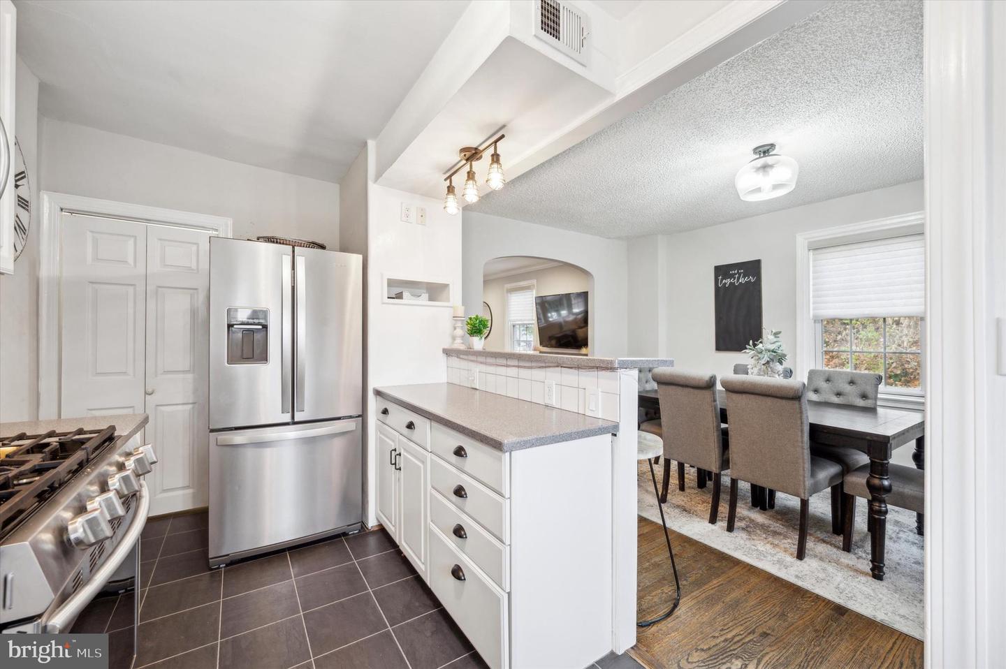 1235 Cobbs St Property Photo 14