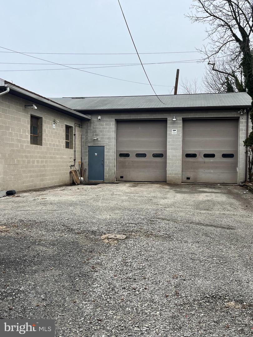 1000 Macdade Blvd Property Photo 2