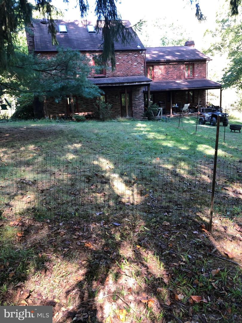 193-a Middletown Rd Property Photo 2