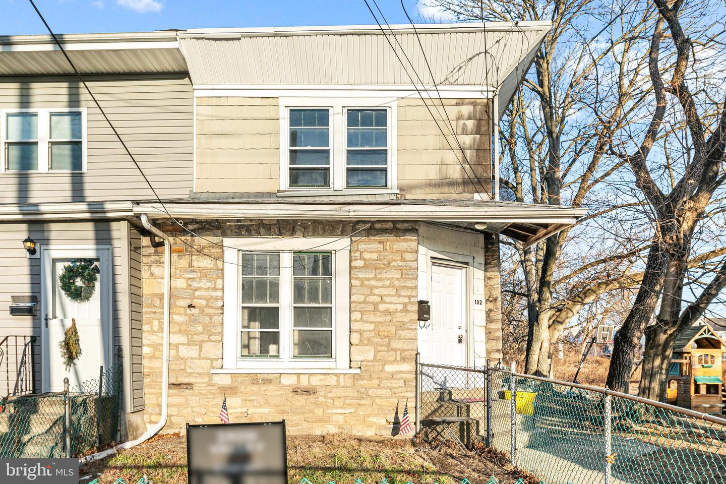 102 Holmes Rd Property Photo