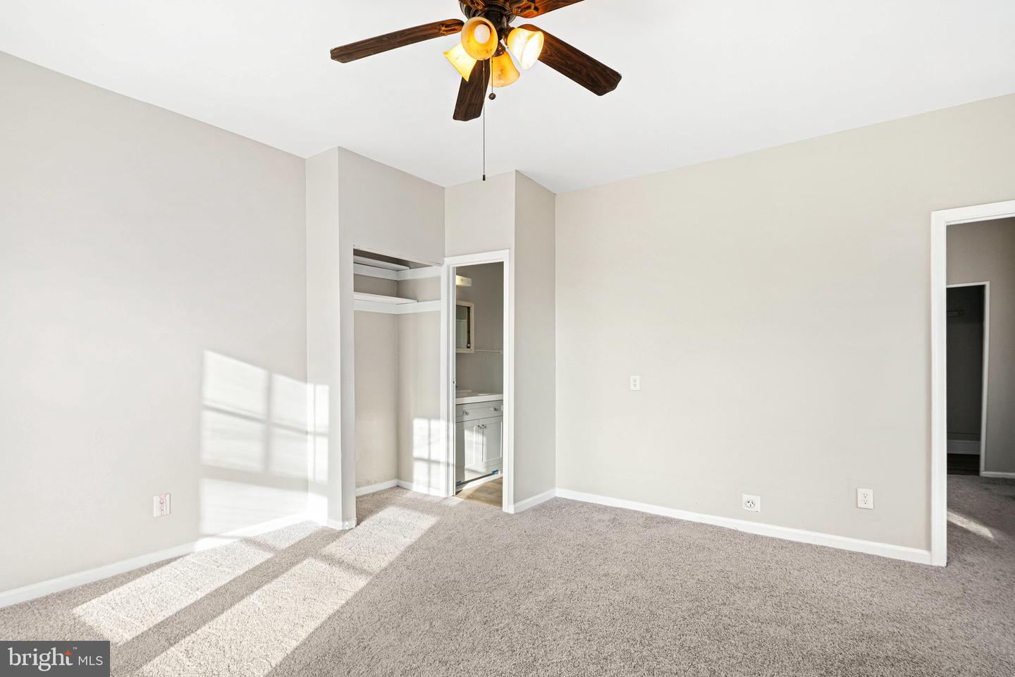102 Holmes Rd Property Photo 4