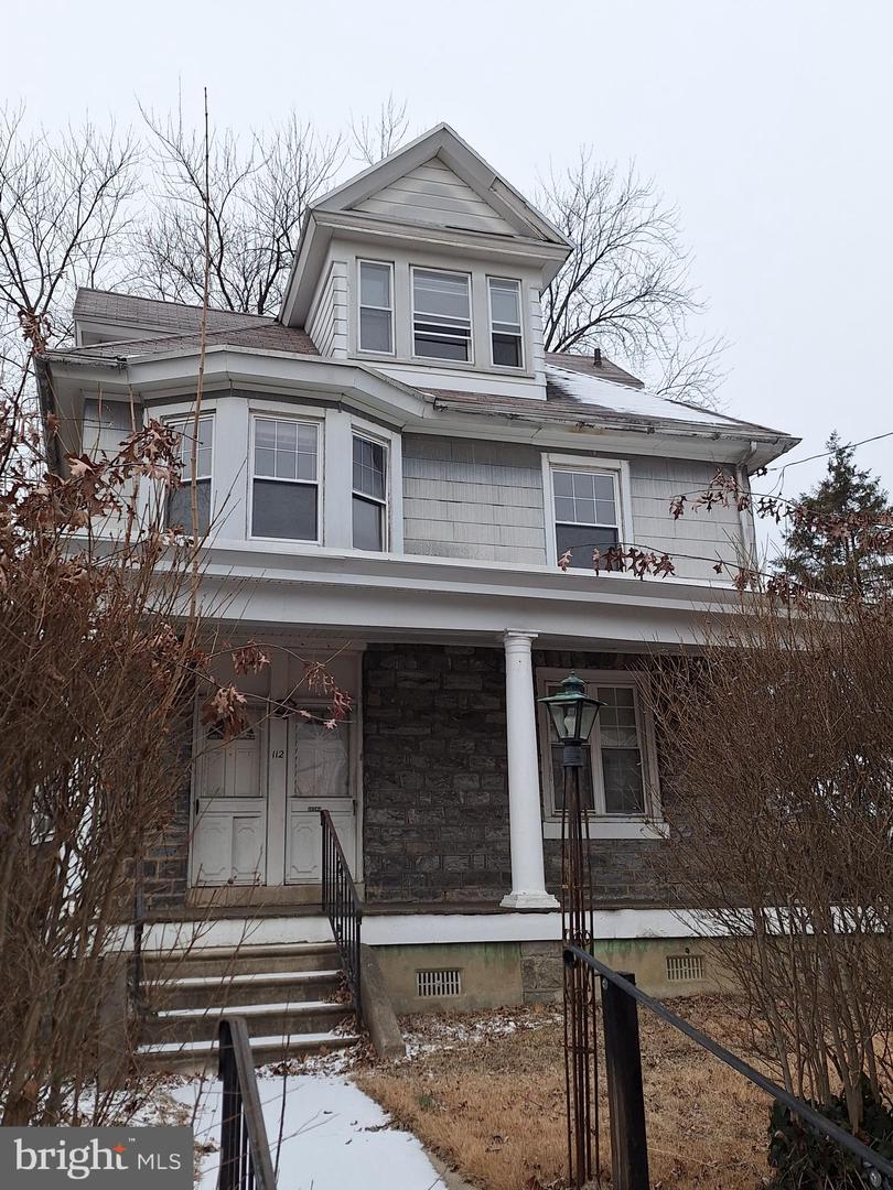 112 Barker Ave Property Photo