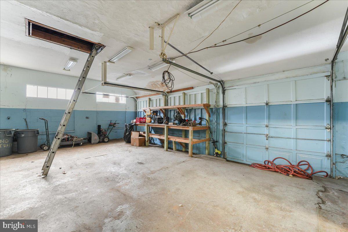 1308 Chester Pike Property Photo 8