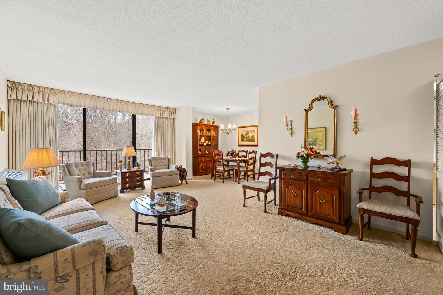 801 Yale Ave #207 Property Photo