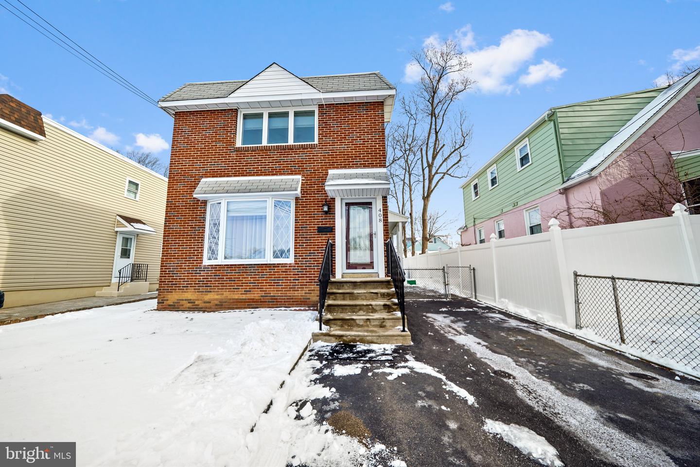 408 Edgewood Ave Property Photo