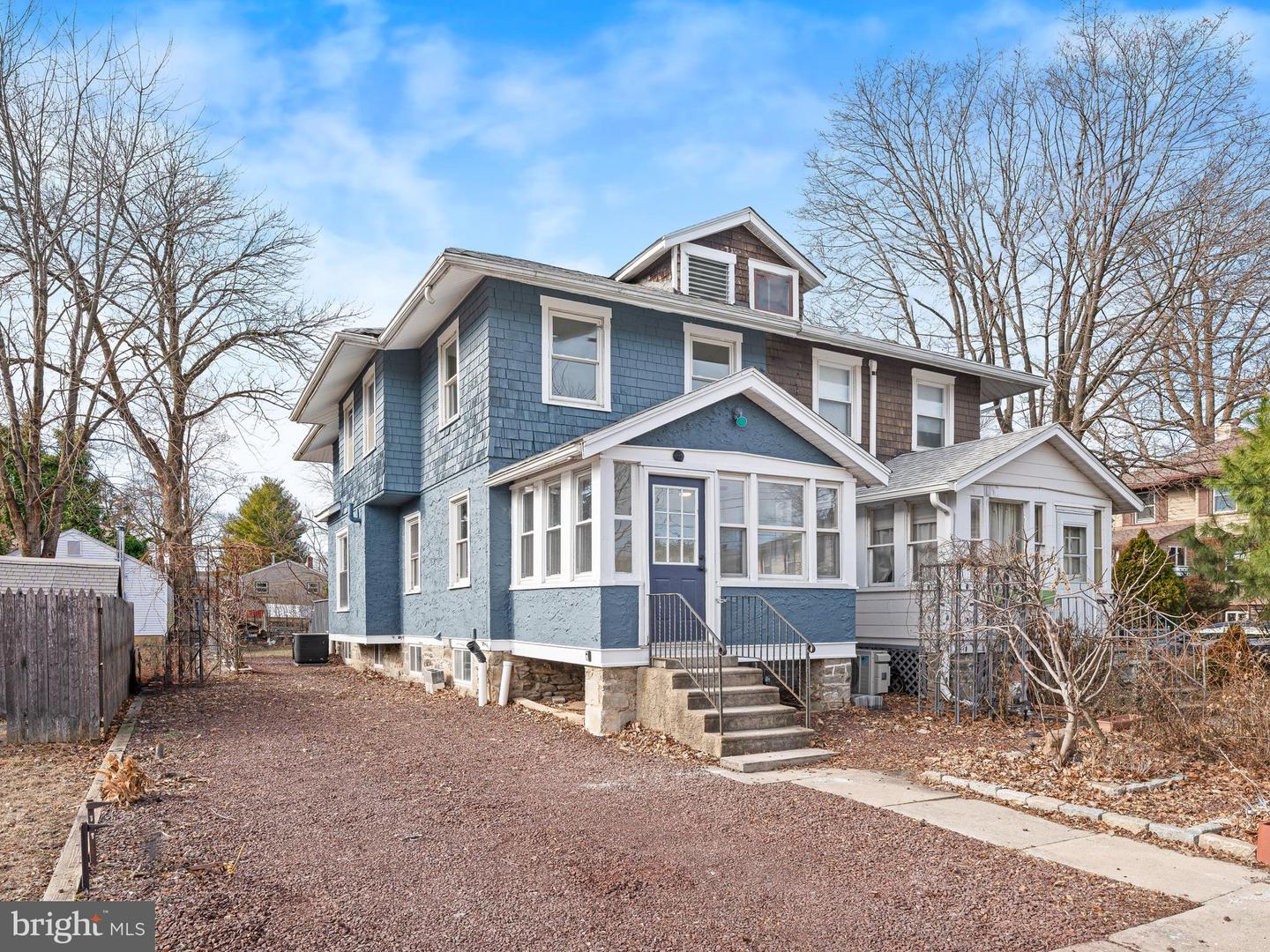 96 Leon Ave Property Photo