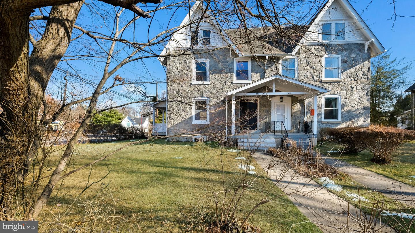 301 S Chester Rd Property Photo