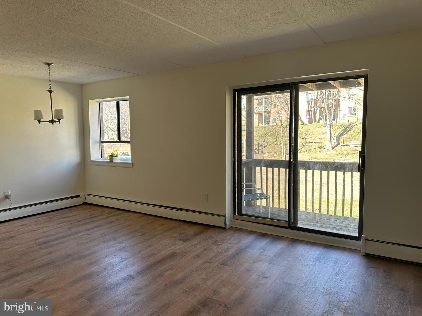 280 Bridgewater Rd #f-12 Property Photo