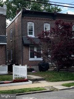 758 Saville Ave Property Photo