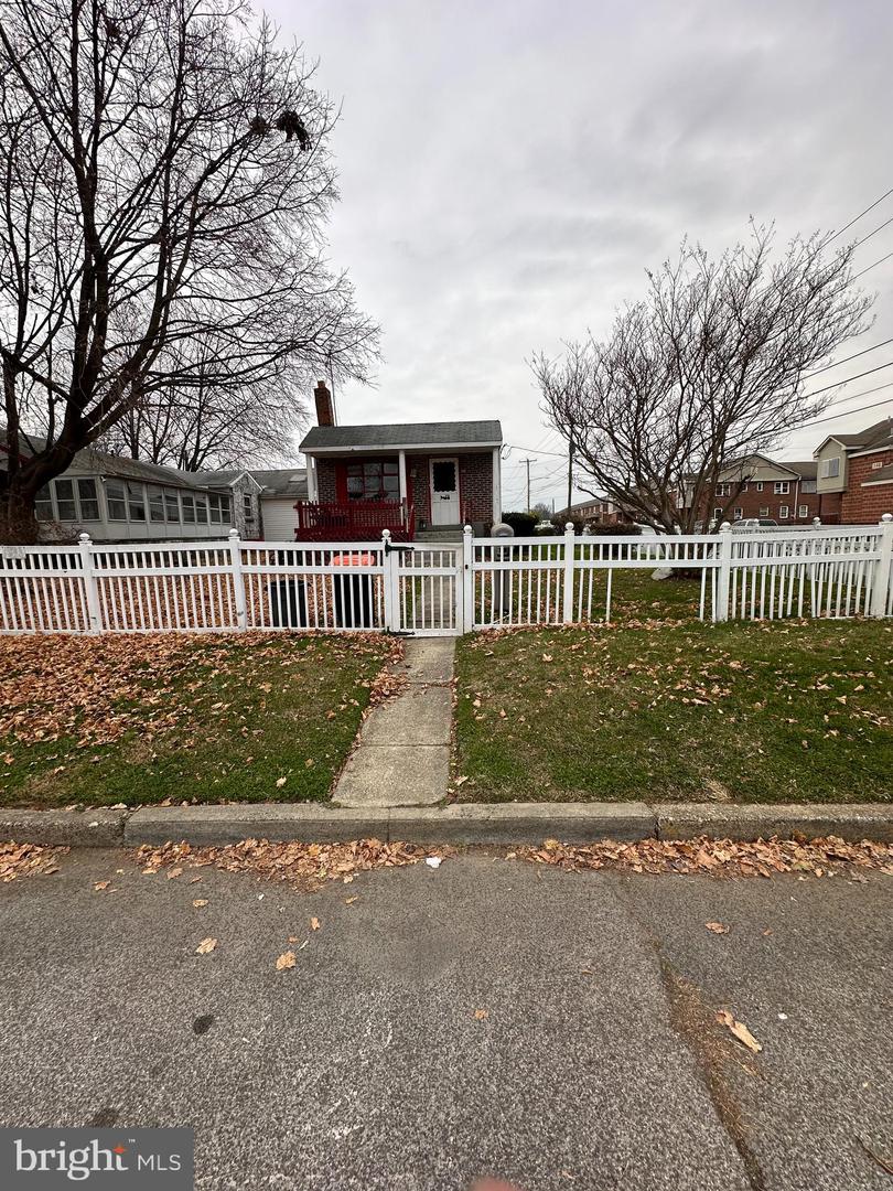 1502 12th St Property Photo 1