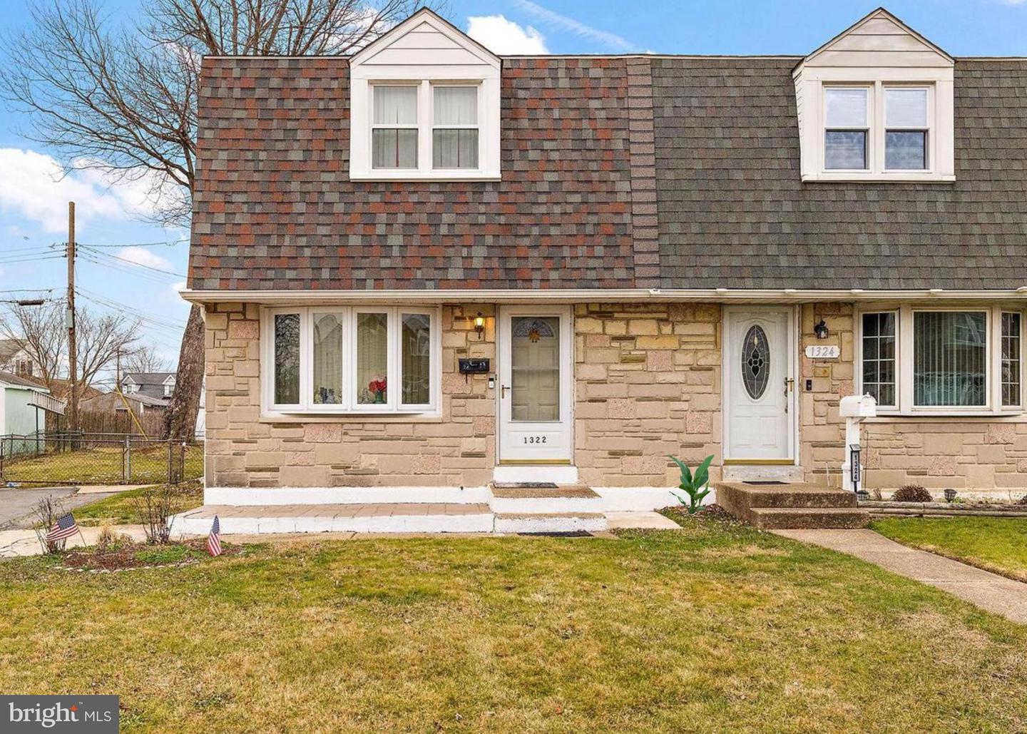 1322 Langley Property Photo