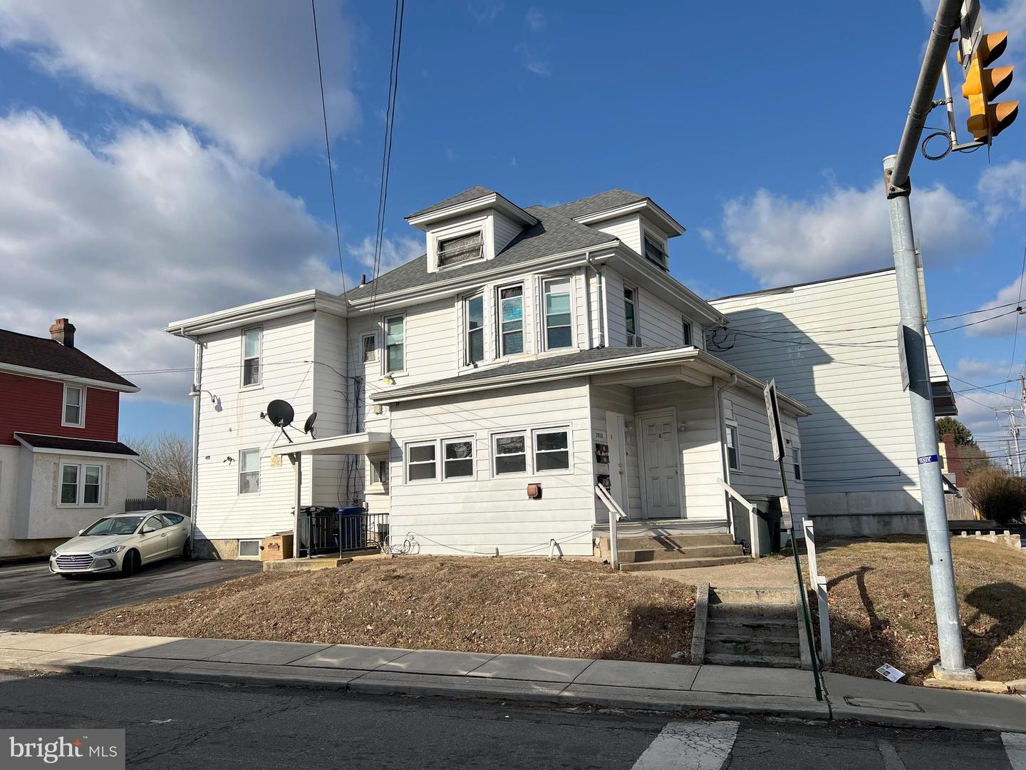 2800 Edgmont Ave Property Photo