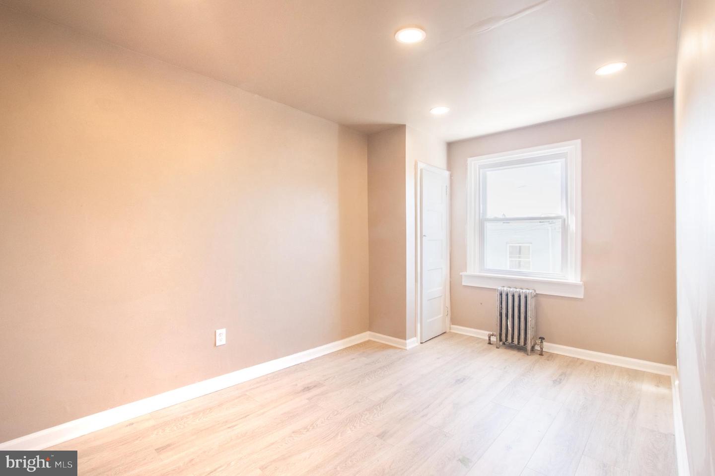 108 Whitely Ter Property Photo 25