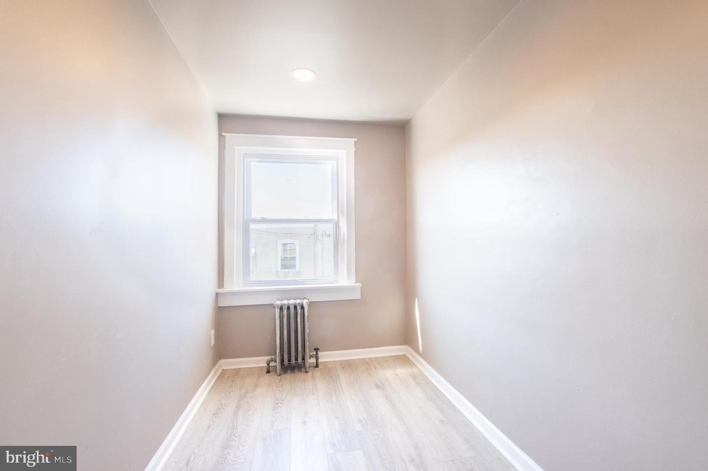 108 Whitely Ter Property Photo 26