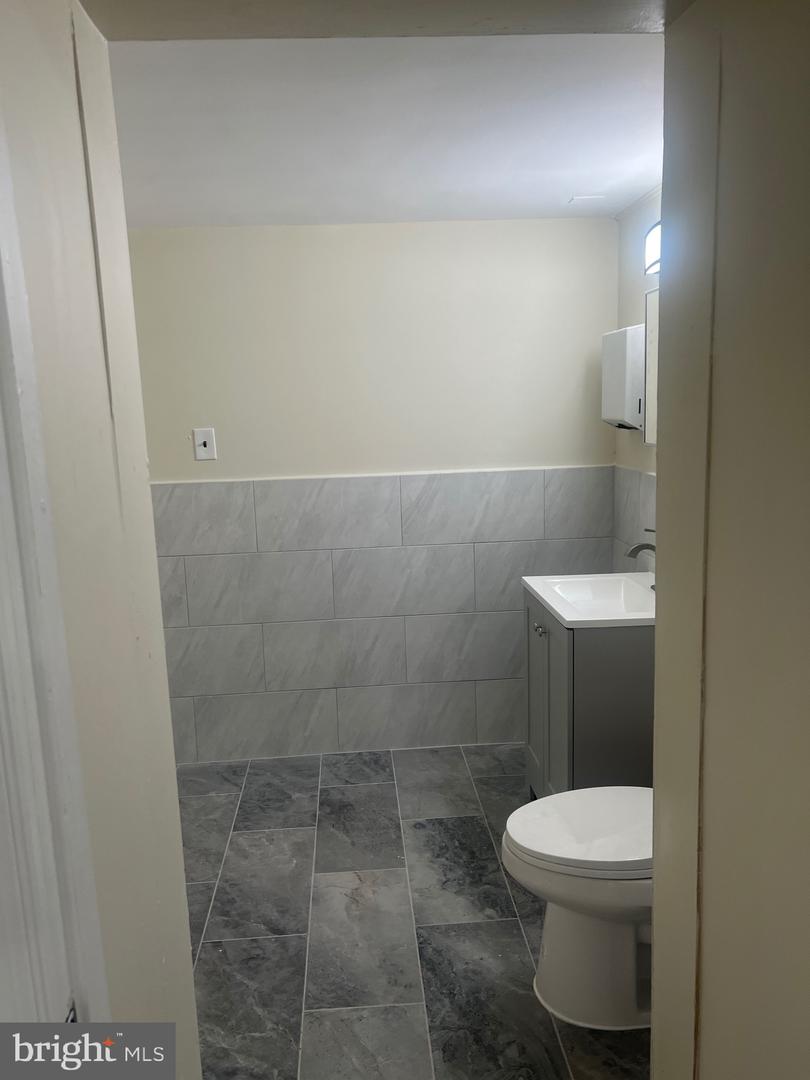 11 Saint Albans Cir Property Photo 5