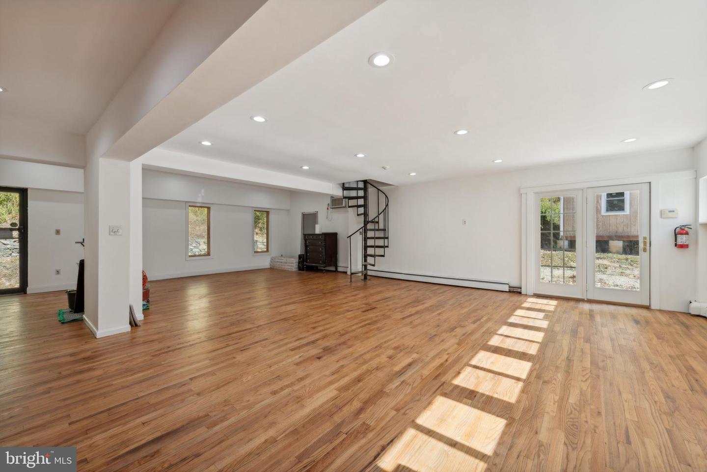 277 W Baltimore Pike Property Photo 11