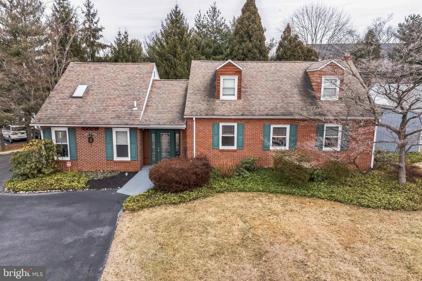 127 Wilmington Park Property Photo 3