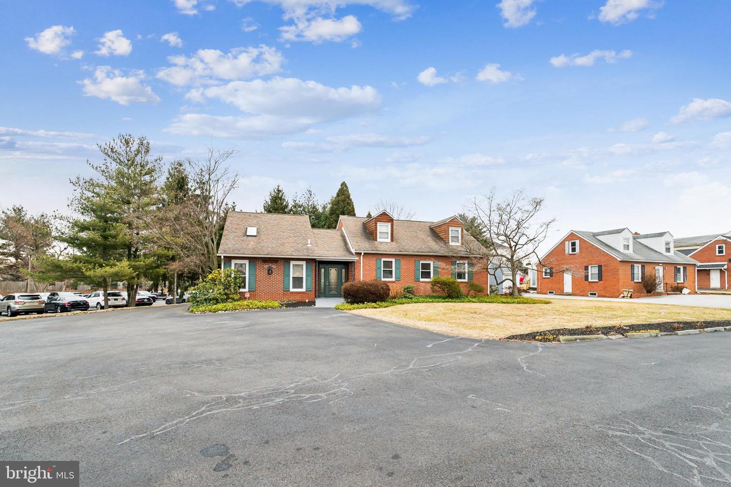 127 Wilmington Park Property Photo 6