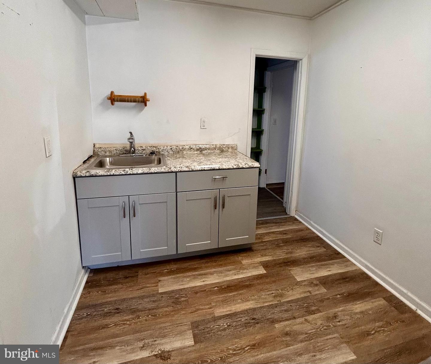 3049 W Chester Pike Property Photo 6