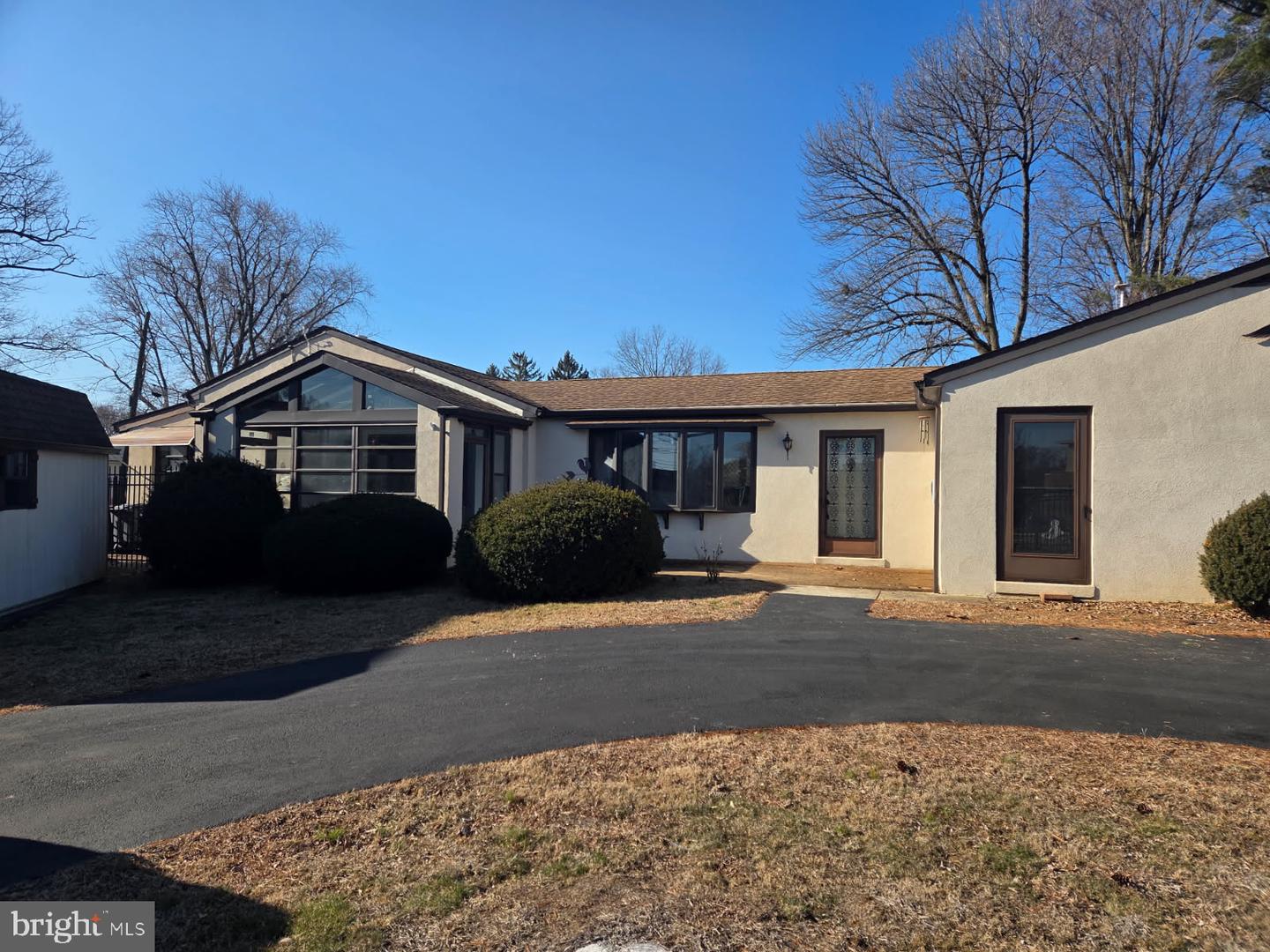 413 Albany Ct Property Photo