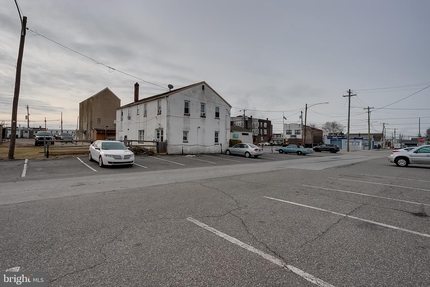 1029 Market St Property Photo 6