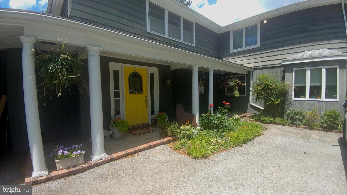 97 Ring Rd Property Photo