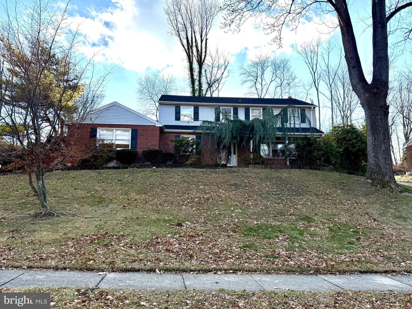 2004 Richard Dr Property Photo