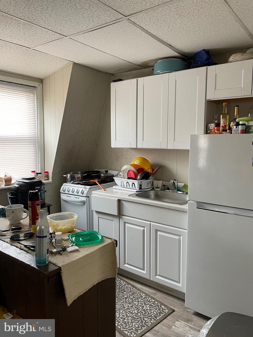 1115 Morton Ave Property Photo 18