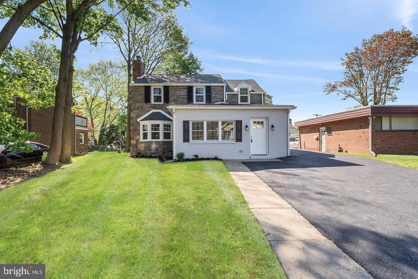 5105 Township Line Rd Property Photo