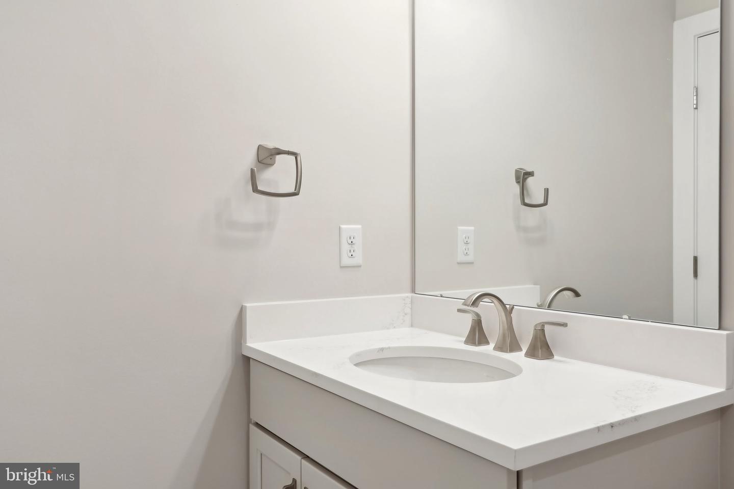 3190 Ridgeview Ct #16rd Property Photo 46