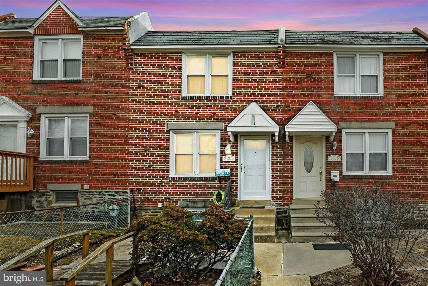 2204 Lynn Blvd Property Photo