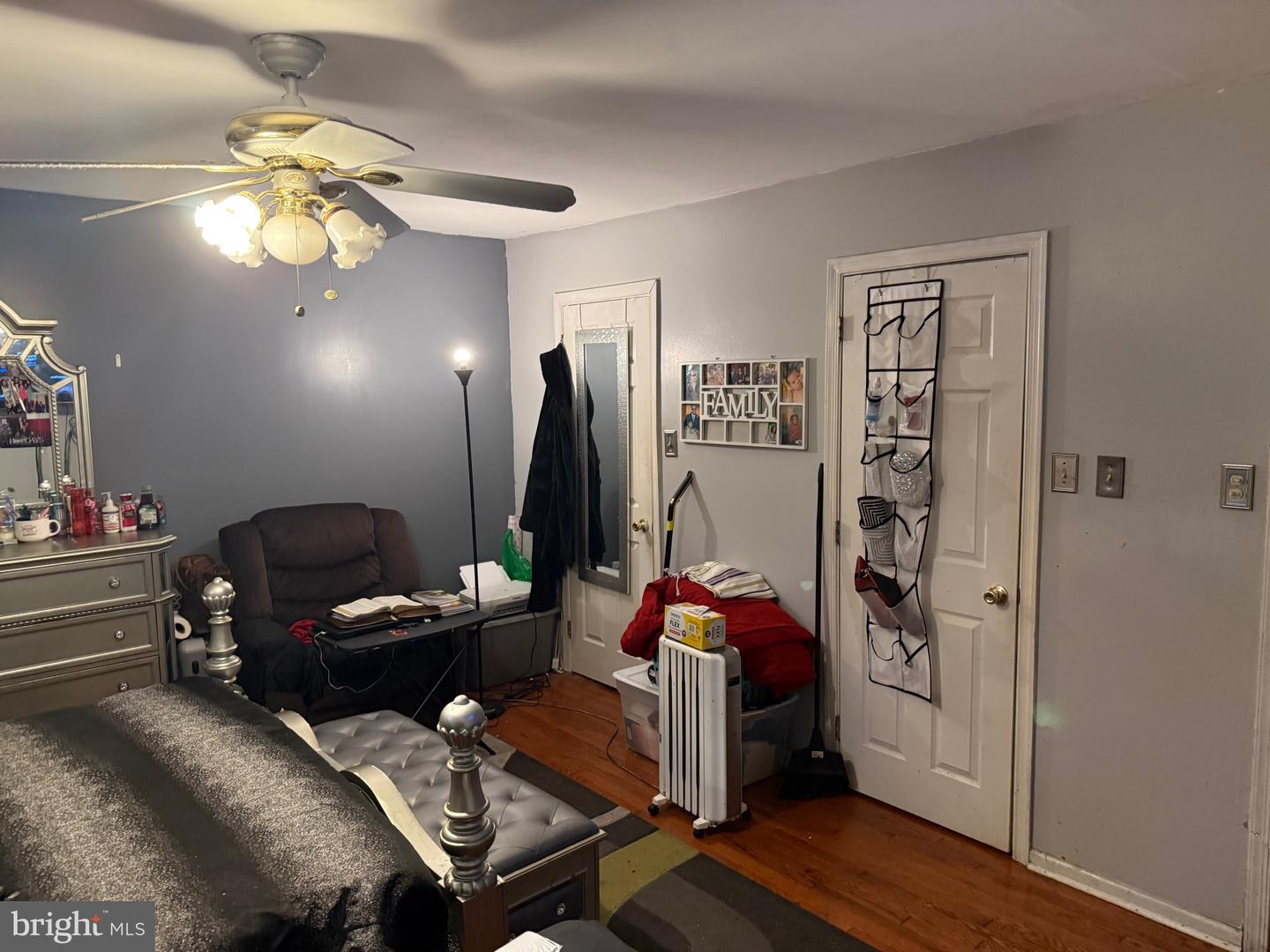 150 Youngs Ave Property Photo 16