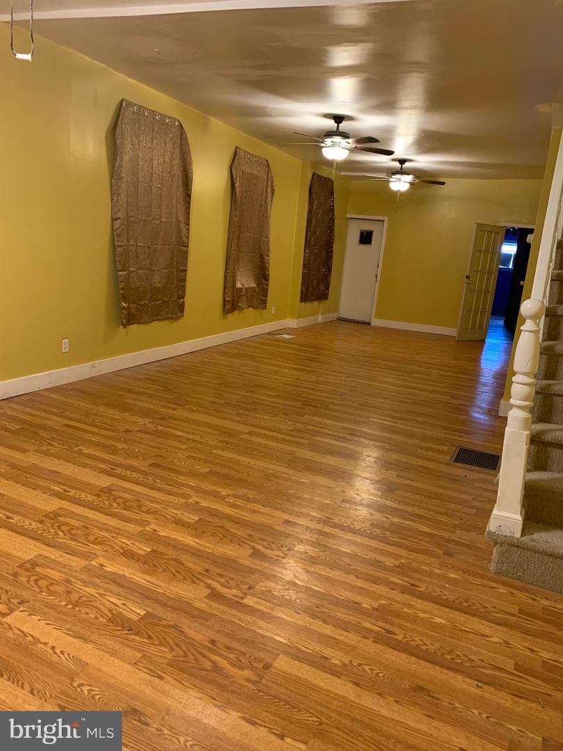 321 Highland Ave Property Photo 5