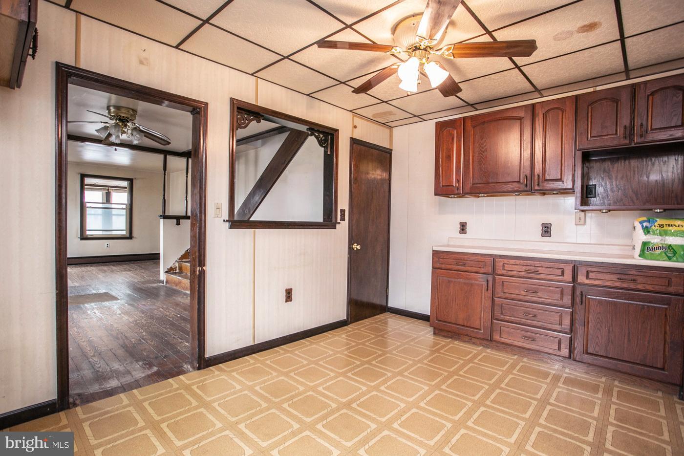 2417 Naamans Creek Rd Property Photo 12