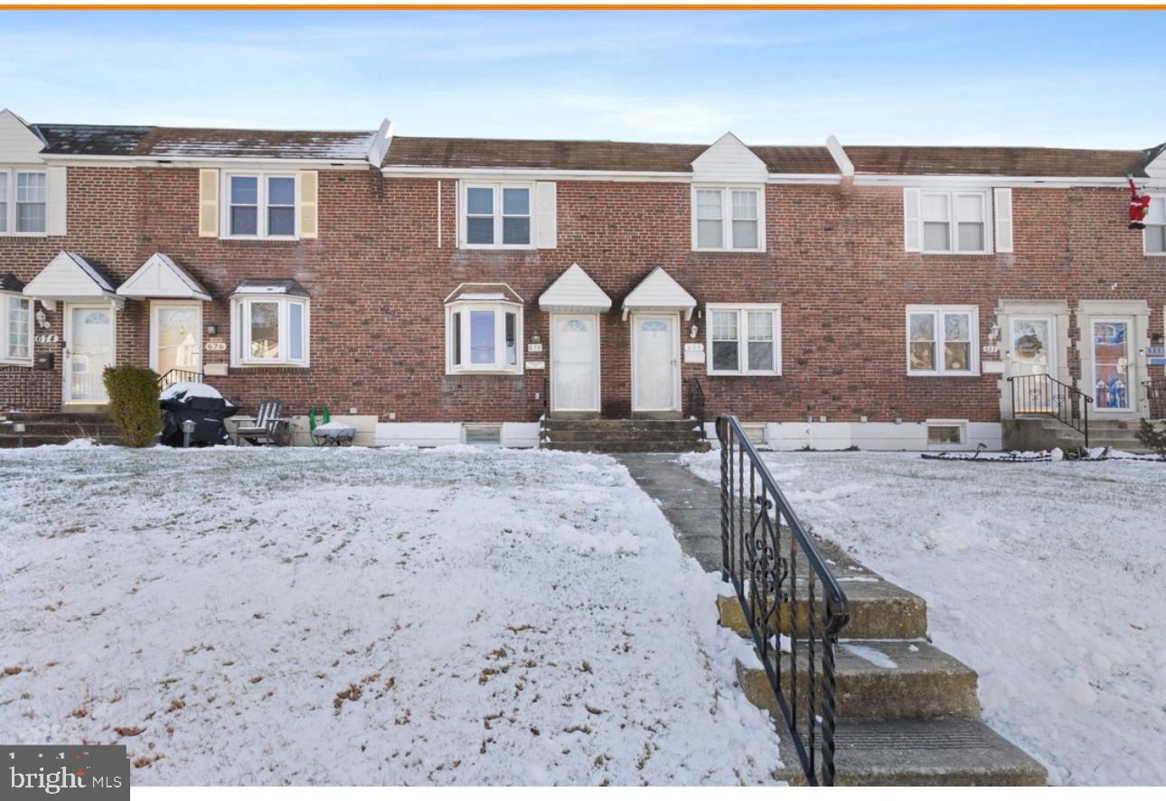 678 Rively Ave Property Photo