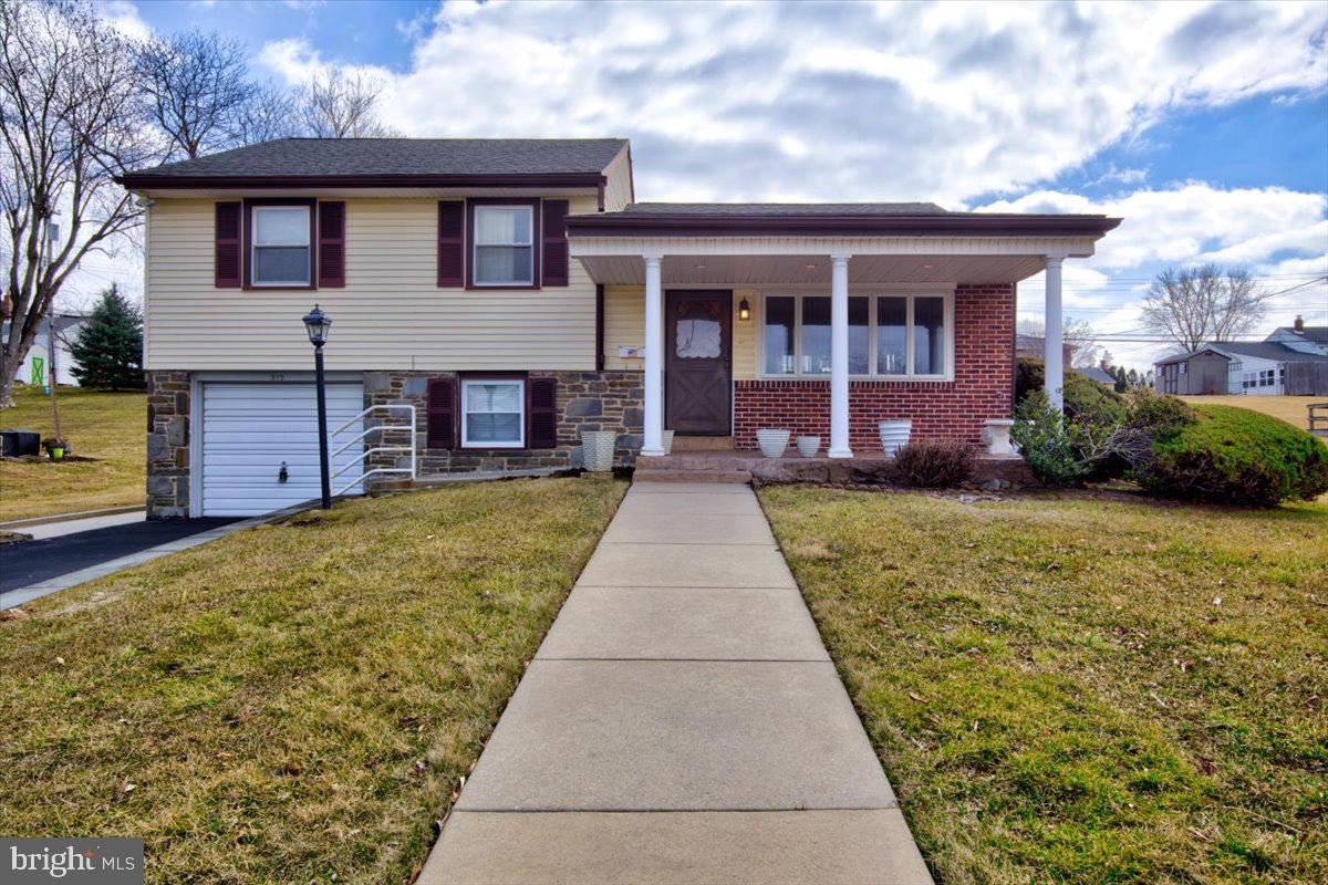 373 Lawrence Rd Property Photo