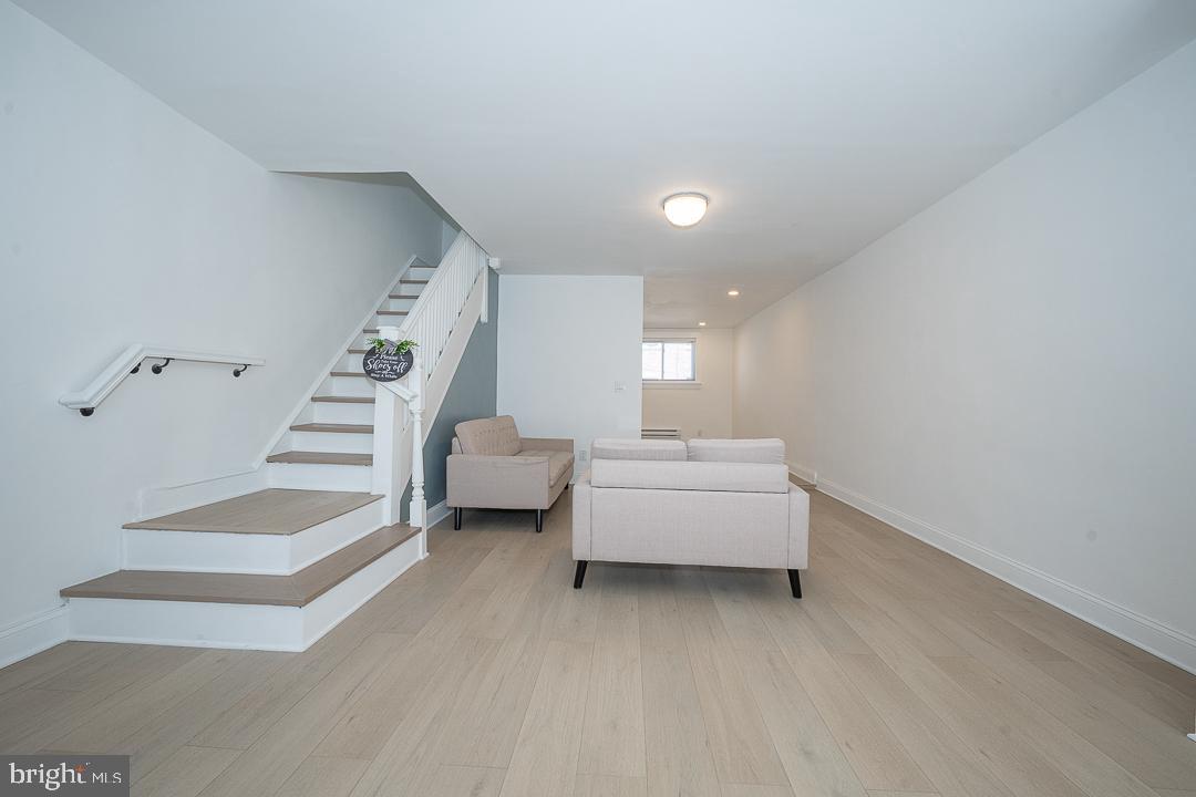 426 Hampden Rd Property Photo 3