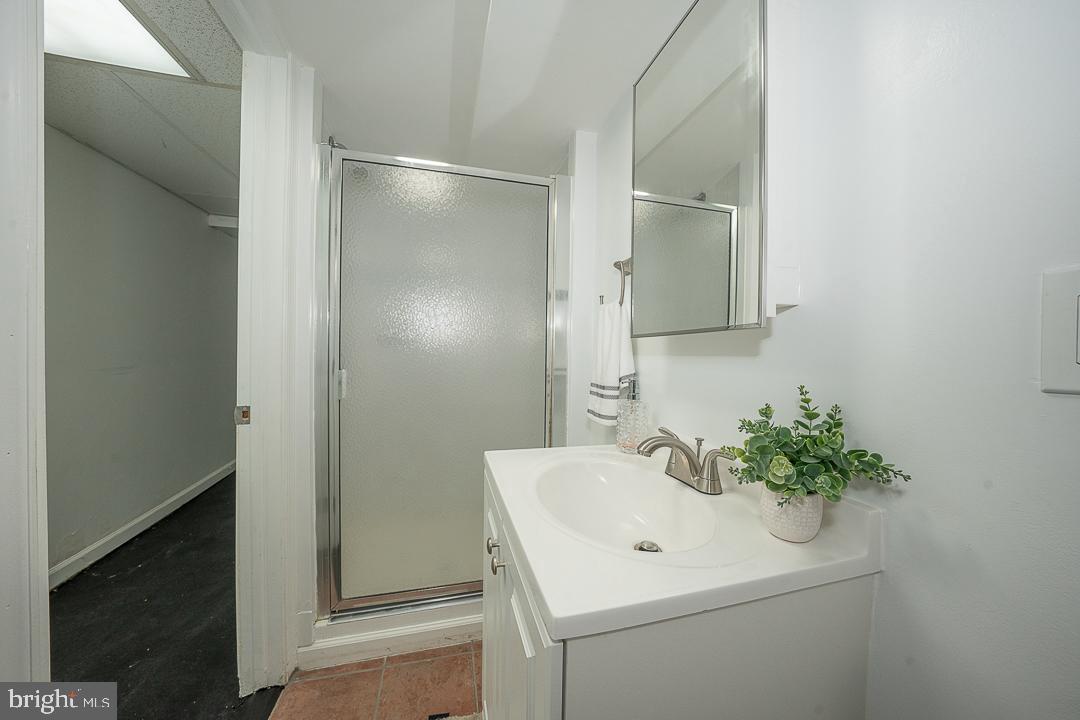 426 Hampden Rd Property Photo 8