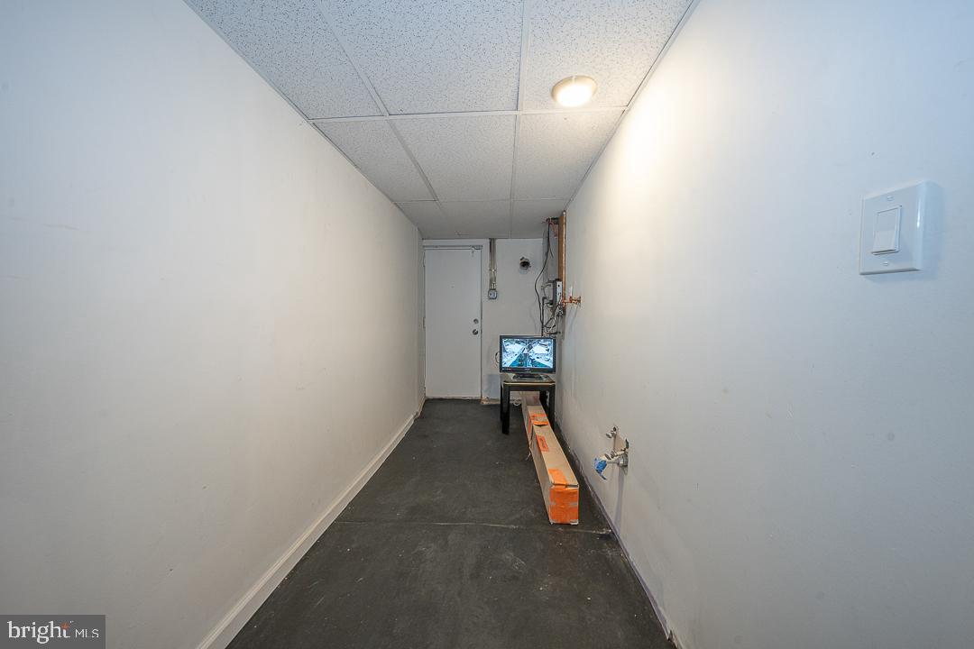 426 Hampden Rd Property Photo 30