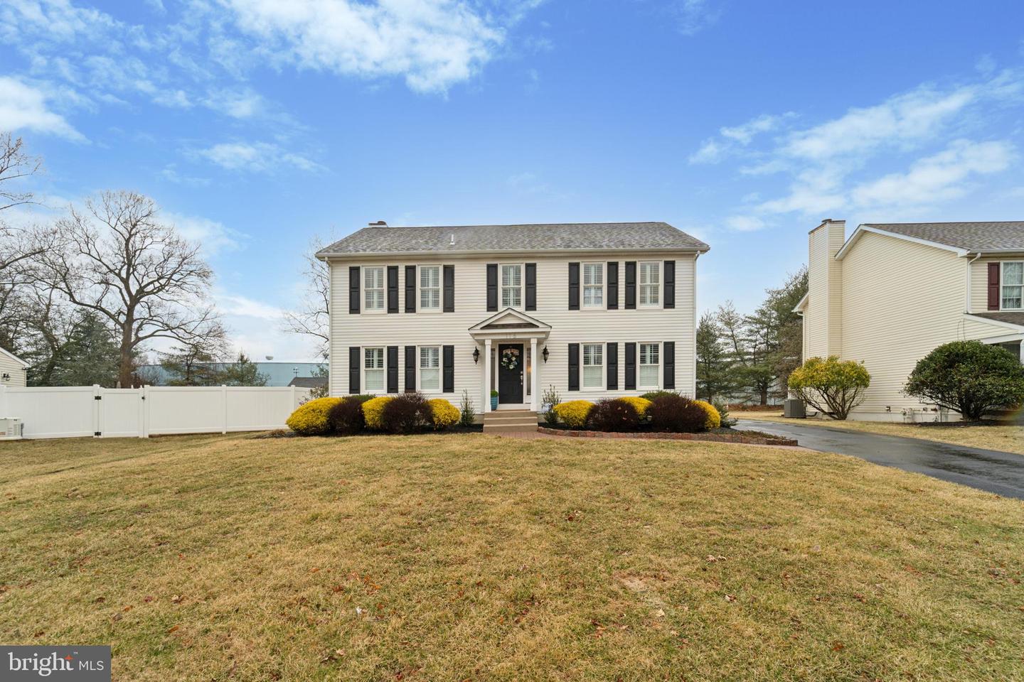 116 Carriage Ln Property Photo