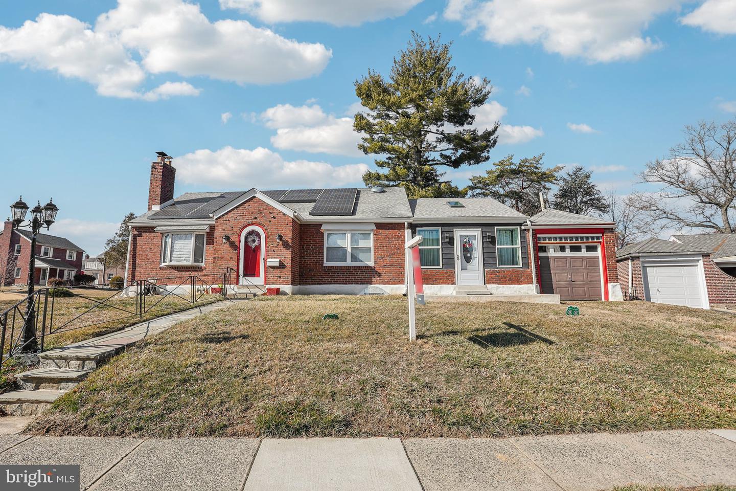 201 Pennsylvania Ave Property Photo