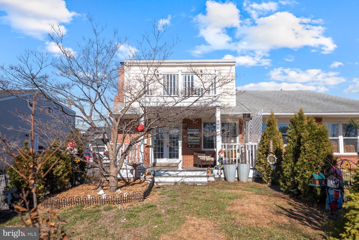 405 Essex Rd Property Photo